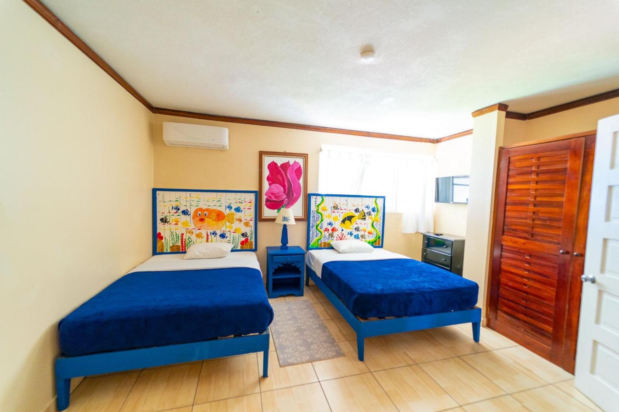 רנאוויי ביי Franklyn D Resort & Spa All Inclusive מראה חיצוני תמונה
