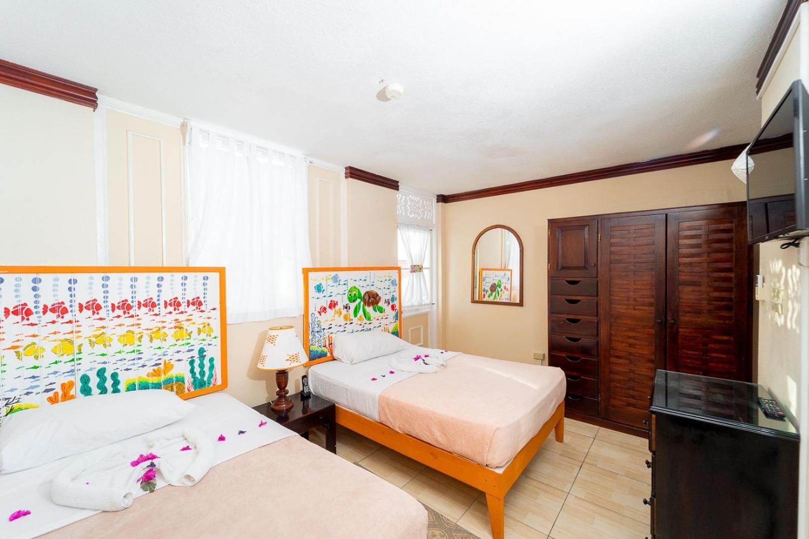 רנאוויי ביי Franklyn D Resort & Spa All Inclusive מראה חיצוני תמונה