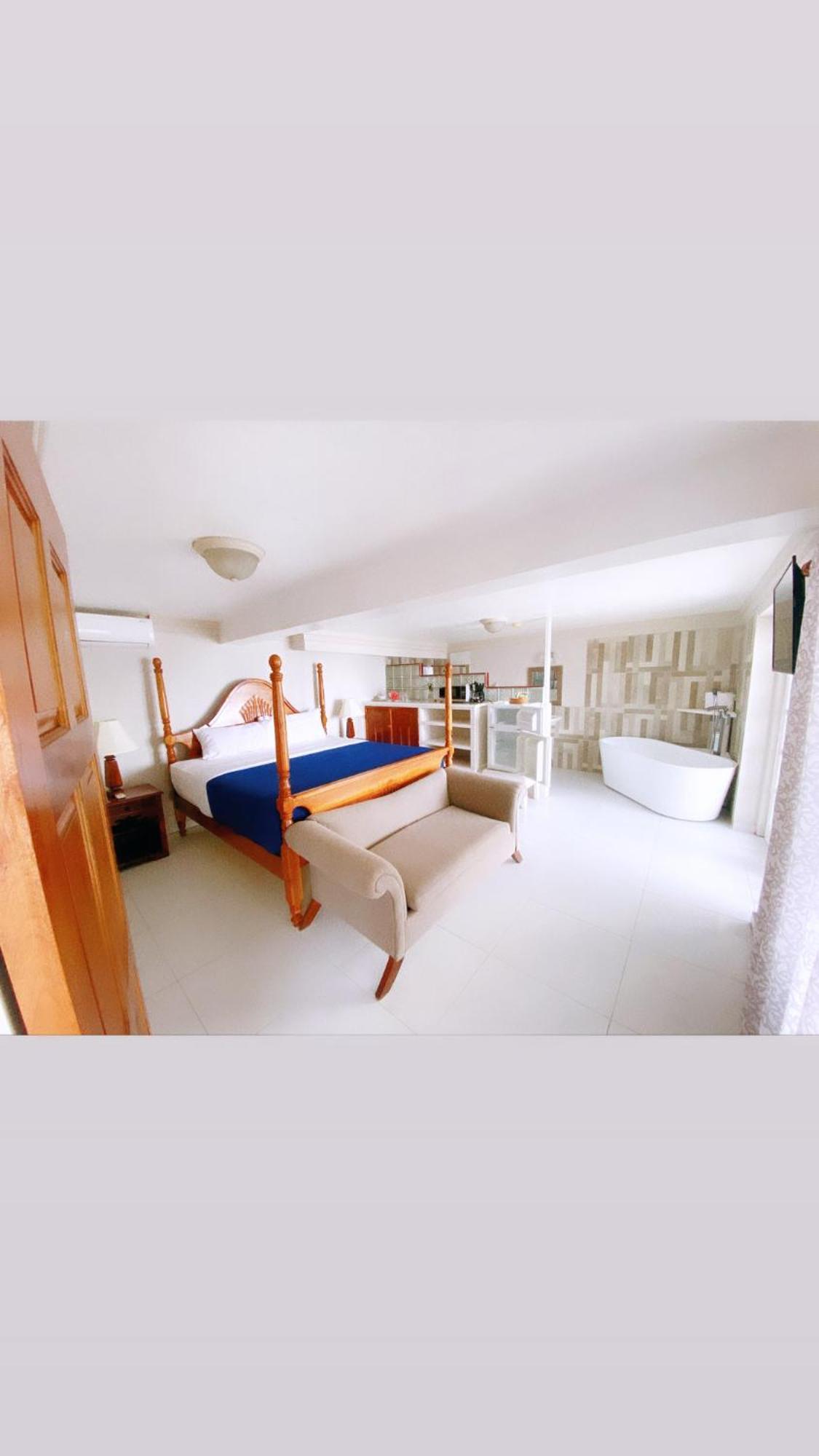 רנאוויי ביי Franklyn D Resort & Spa All Inclusive מראה חיצוני תמונה