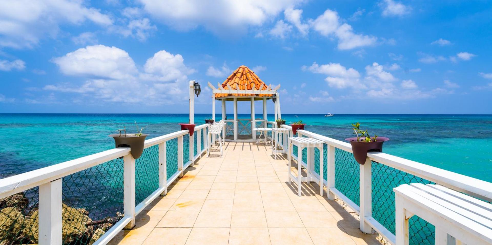 רנאוויי ביי Franklyn D Resort & Spa All Inclusive מראה חיצוני תמונה