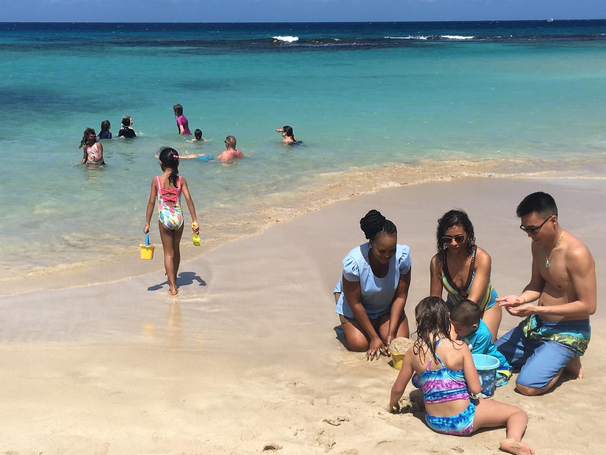 רנאוויי ביי Franklyn D Resort & Spa All Inclusive מראה חיצוני תמונה