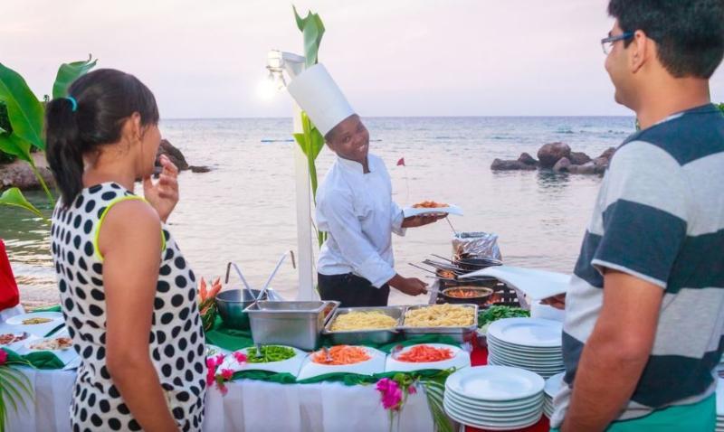 רנאוויי ביי Franklyn D Resort & Spa All Inclusive מראה חיצוני תמונה