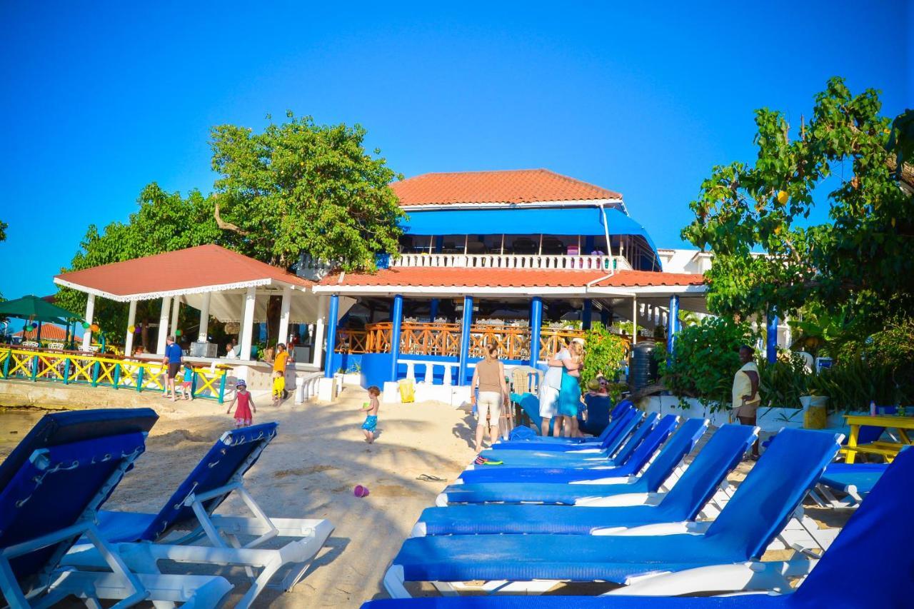 רנאוויי ביי Franklyn D Resort & Spa All Inclusive מראה חיצוני תמונה